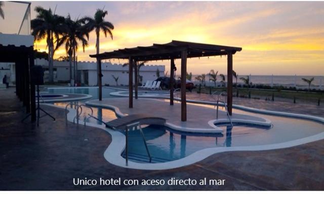 Hotel Castillo Del Mar Риоача Экстерьер фото